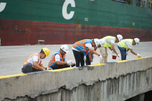 Pelindo Multi Terminal  Lakukan Gerakan Peduli Lingkungan