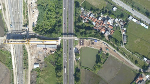 Awas ....KM 151+200 Tol Padaleunyi Ada Pekerjaan Pemasangan Girder Proyek Overpass Cibiru