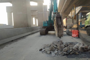 Jasa Marga Kembali  Lakukan Pemeliharaan Rutin di Ruas Jalan Tol Jakarta-Cikampek