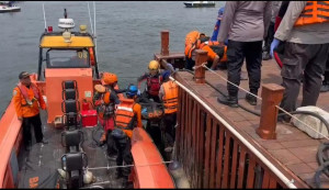 Dua Korban Tenggelamnya  Kapal di Kepulauan Seribu Ditemukan Meninggal Dunia