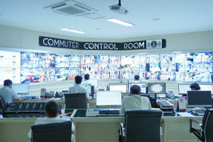 Naik KA Commuter Jangan Nakal Ya....  Wajah dan Data Diri Langsung Terekam dan Mudah Dikenali