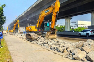 Ruas Tol Jakarta-Cikampek Kembali Dilakukan Perawatan Rutin 