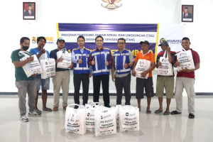 PT Jasamarga Semarang Batang Salurkan 1.000 Paket Sembako