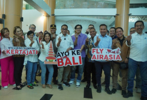 Maskapai  Pertama Terbang Dari Kertajati, Indonesia AirAsia  Berikan Tarif Promo dan Gratis Bagasi