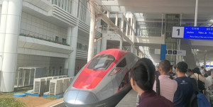 Kereta Cepat WHOOSH  Kini Menjadi 36 Perjalanan Per Hari Atau Setiap Jam 