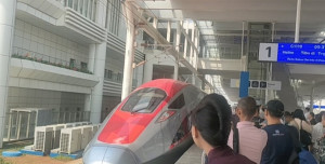 Penumpang KA Cepat Umumnya Wisatawan dan Pelaku Bisnis Pengguna Kendaraan Pribadi