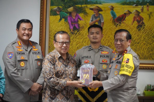 Jelang Perayaan Natal dan Tahun Baru, Polri Lakukan Pengamanan Di Rumah Ibadah
