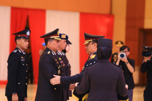 209 Personel Polri Peroleh Bintang Bhayangkara Nararya