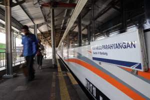 Dalam Sepekan Mudik Nataru KAI Angkut.  1,4 Juta Penumpang