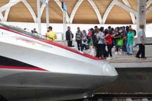 H-2 Pergantian Tahun, KCIC Berangkatkan 20 Ribu Penumpang