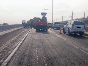 PT JJC Lakukan Pemeliharaan Jalan dan Sambungan Jembatan Ruas Jalan Layang MBZ