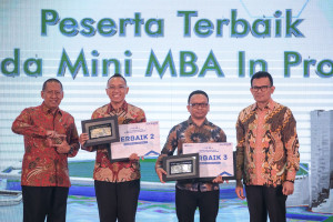 Wisuda Mini  In Property