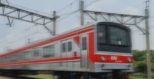 Hingga Hari Ke-14 Ramadan, KAI Commuter Masih Dibanjiri Penumpang