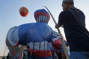 Tradisi Balon Udara, Menyalahi aturan Bakal Dipidana dan Denda