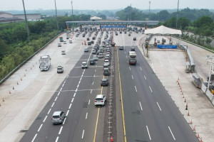 JTT Lakukan Penutupan Contraflow KM 36 - KM 47 Arah Cikampek.
