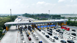 Seluruh Ruas Tol Sudah Dipadati Kendaraan Para Pemudik dari Jabodetabek