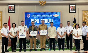 Warga Terdampak Erupsi Gunung Ruang Dapat Bantuan Ditjen Perhubungan Udara