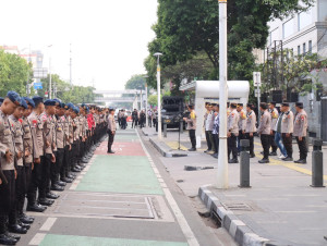 1.291 Personil Gabungan TNI -Polri Amankan Pendaftaran Paslon Gubernur 