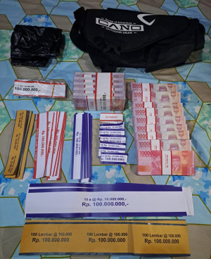 Percetakan Uang Palsu Digrebek Bareskrim Polri