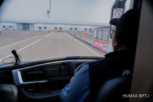 Awas Rem Blong . .  Ratusan Pengemudi Diajarkan Tata Cara Mengerem