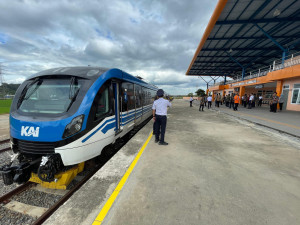 KA  Perintis Sulsel Angkut 431.325 Penumpang 