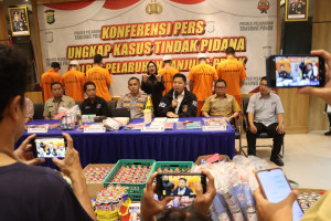 Ini Dia....Mafia  Mengambil  Hak Warga Miskin  Diungkap Polres Pelabuhan Tanjung Priok