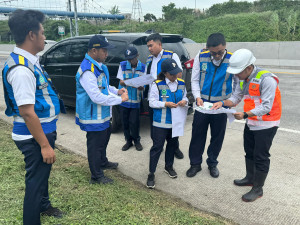 PT JPM Pantau Kesiapan Operasional dan Penanganan Genangan Air KM 67 Ruas Jalan Tol Pandaan-Malang