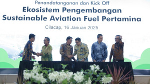 Pertamina   Produksi Bahan Bakar Pesawat Ramah Lingkungan