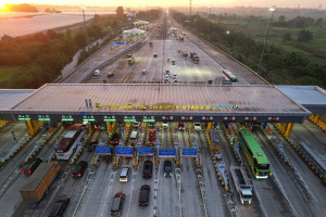 Persiapan Pengelola Tol Trans Jawa Menghadapi Libur Isra Mikraj dan Imlek