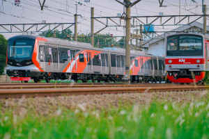 12 Kereta Baru  Segera Menggantikan KRL Yang Akan Memasuki Masa Konservasi