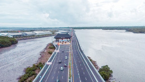 Tiga Ruas Tol Regional Meningkat, Wisatawan Mulai Memadati Bali 