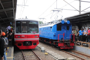100 Tahun KRL Melayani Masyarakat Perkokoh Peran Sentral Transportasi Nasional
