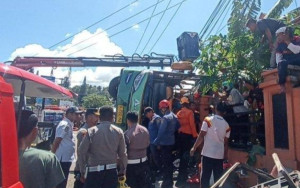 Bus ALS Yang Terguling Menewaskan 12 Penumpangnya Tidak Memiliki Izin Operasi