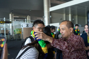 Garap Wisman,  TransNusa Buka Penerbangan Langsung Manado–Pudong 