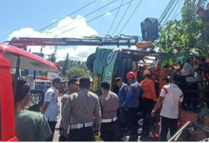 Kecelakaan Lalulintas Seperti Arisan, Puluhan Orang Meninggal Dunia  Dalam Tiga Hari ....