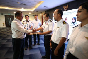 Dirut AirNav : ATC Jangan Hanya Memandu Pesawat, Tapi Memiliki Kompetensi Penerbang