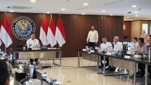 Dirjen Darat Blak-Blakan Soal Masih Adanya Pungli di Jalan  Terhadap Angkutan Logistik