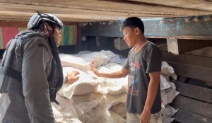 Patroli Bakamla RI Tangkap Kapal Berisi Bawang Merah  Tanpa Dokumen