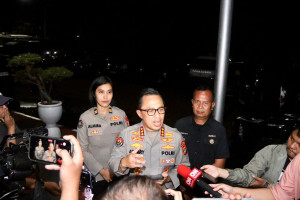 Polri Mendeteksi Ada Kelompok Anarkis  Saat  Aksi Buruh dan Mahasiswa di DPR/MPR