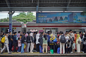 Lampaui 39 ribu Pengguna Per Hari, Inilah Stasiun Commuter Line Yang Terintegrasi Dengan Stasiun  KA Jarak Jauh