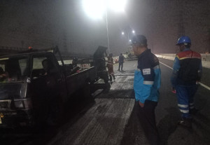 Jalan dan Sambungan Jembatan Jalan Layang MBZ  Cikampek Dilakukan Perbaikan 