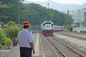 Kereta  Khusus Petani dan Pedagang Segera Dioperasikan di Rangkasbitung
