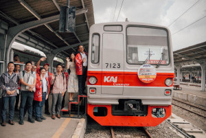 Ratusan Unit  KRL Seri 7000, 8500 dan 203 Hari Ini Dimusium-kan