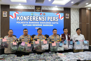 Perdagangan Barang Haram, Polisi Bongkar Vape Berisi Obat Keras Senilai Rp42,5 Miliar