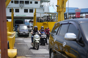 Penyeberangan Dipenuhi Arus Balik ASDP Siaga di Lintasan Utama