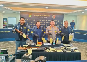 Pelaku Perdagangan dan Perakit Senjata Api Ilegal  Ditangkap 