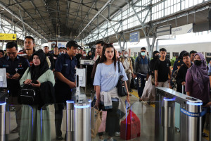 Tiket KA Lebaran Keberangkatan  Favorit H-3 dan H-2 Masih Tersedia, Volume Transaksi Tinggi