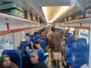 Tiket Keret Api Reguler Mudik Lebaran Terjual 793.681 Tiket.