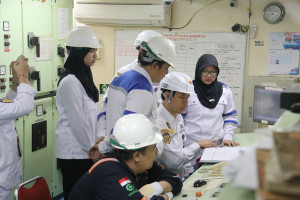 Tekan Angka Kedelakaan Ditjen Hubla Periksa Kelaiklautan Kapal Penumpang di Makassar