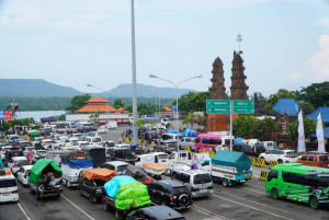Jelang Nyepi dan Lebaran, Volume Kendaraan Ketapang -Gilimanuk Meningkat, ASDP Operasikan 35 Unit Kapal  